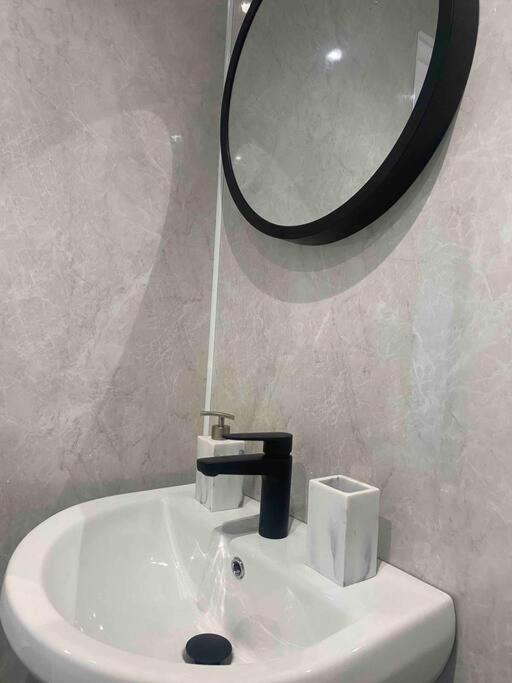 A Modern And Homely Appartamento *